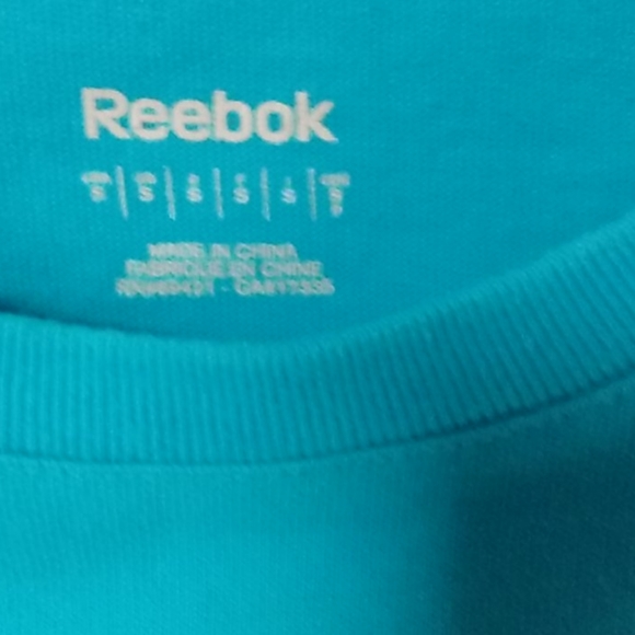 T-Shirt - Picture 3 of 3